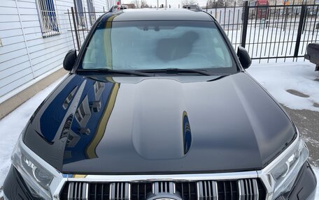 Toyota Land Cruiser Prado 150 рестайлинг 2, 2018 год, 5 500 000 рублей, 3 фотография