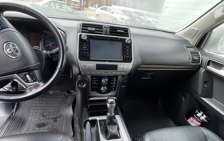 Toyota Land Cruiser Prado 150 рестайлинг 2, 2018 год, 5 500 000 рублей, 20 фотография