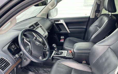 Toyota Land Cruiser Prado 150 рестайлинг 2, 2018 год, 5 500 000 рублей, 11 фотография