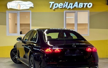 Mercedes-Benz E-Класс, 2026 год, 8 899 000 рублей, 4 фотография