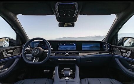 Mercedes-Benz GLE, 2026 год, 15 890 000 рублей, 3 фотография