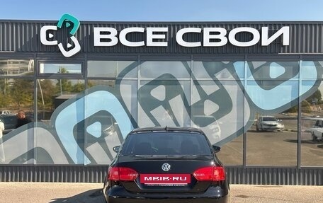 Volkswagen Jetta VI, 2013 год, 997 000 рублей, 6 фотография