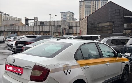 Skoda Rapid I, 2018 год, 615 000 рублей, 3 фотография