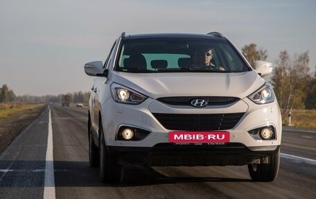 Hyundai ix35 I рестайлинг, 2014 год, 1 399 000 рублей, 3 фотография