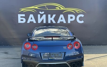 Nissan GT-R, 2017 год, 7 750 000 рублей, 4 фотография