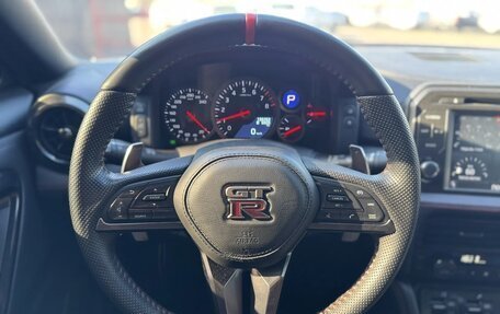 Nissan GT-R, 2017 год, 7 750 000 рублей, 12 фотография