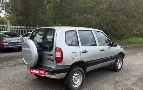 Chevrolet Niva I рестайлинг, 2004 год, 200 000 рублей, 3 фотография