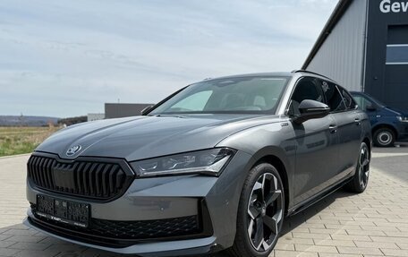 Skoda Superb, 2026 год, 7 300 000 рублей, 2 фотография
