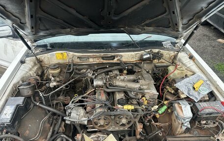 Toyota Crown, 1986 год, 120 000 рублей, 4 фотография