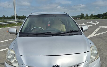 Toyota Belta, 2007 год, 400 000 рублей, 1 фотография