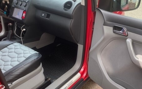 Volkswagen Caddy III рестайлинг, 2008 год, 720 000 рублей, 10 фотография