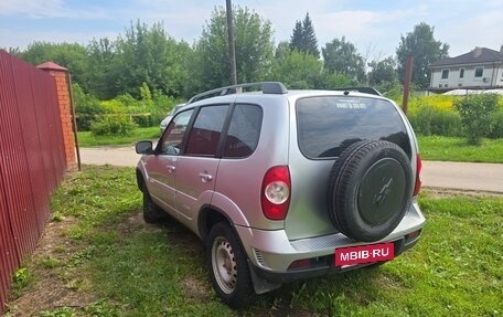 Chevrolet Niva I рестайлинг, 2012 год, 395 000 рублей, 3 фотография