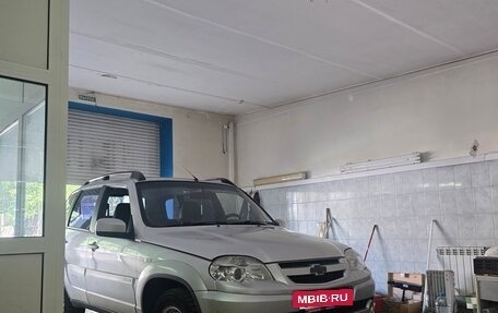 Chevrolet Niva I рестайлинг, 2012 год, 395 000 рублей, 8 фотография