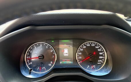Toyota RAV4, 2019 год, 2 500 000 рублей, 4 фотография
