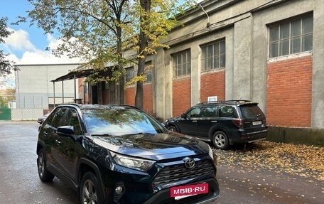 Toyota RAV4, 2019 год, 2 500 000 рублей, 18 фотография
