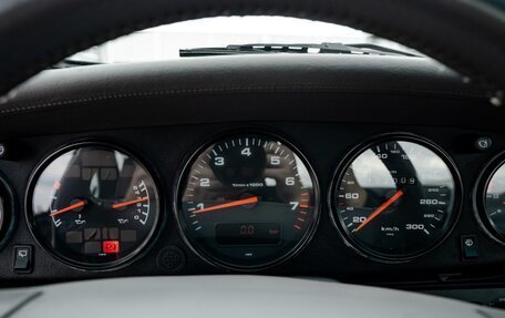 Porsche 911, 1992 год, 28 000 000 рублей, 18 фотография