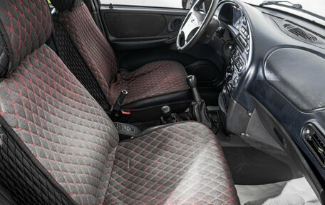 Chevrolet Niva I рестайлинг, 2005 год, 299 000 рублей, 21 фотография