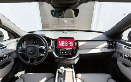 Volvo XC90 II рестайлинг, 2025 год, 9 850 000 рублей, 25 фотография