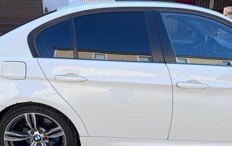 BMW 3 серия, 2010 год, 950 000 рублей, 16 фотография