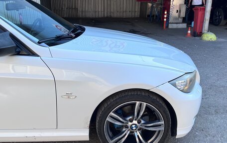 BMW 3 серия, 2010 год, 950 000 рублей, 18 фотография