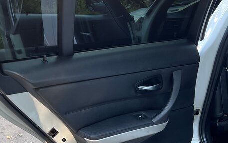 BMW 3 серия, 2010 год, 950 000 рублей, 22 фотография