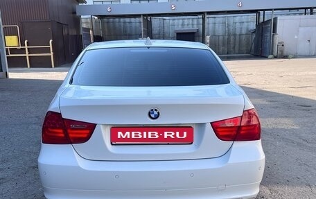 BMW 3 серия, 2010 год, 950 000 рублей, 11 фотография
