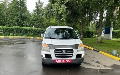 Hyundai Starex I рестайлинг, 2007 год, 830 000 рублей, 3 фотография