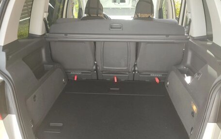 Volkswagen Touran III, 2011 год, 1 200 000 рублей, 3 фотография