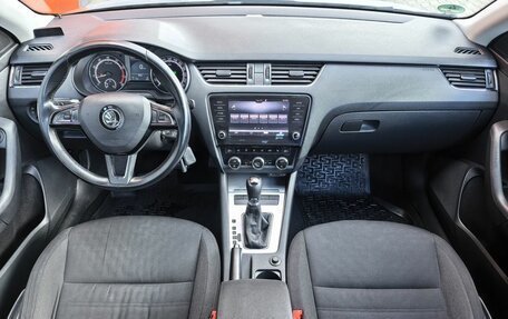 Skoda Octavia, 2017 год, 1 899 000 рублей, 6 фотография