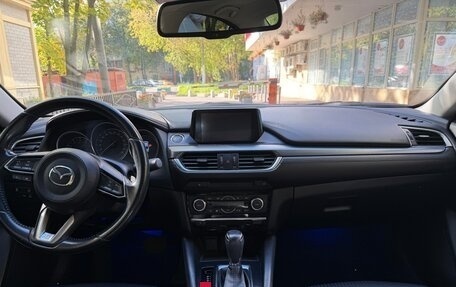 Mazda 6, 2017 год, 1 990 000 рублей, 5 фотография
