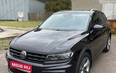 Volkswagen Tiguan II, 2019 год, 3 000 000 рублей, 4 фотография