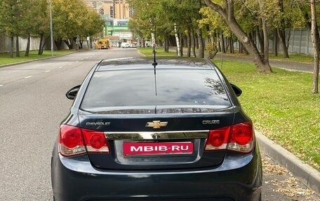 Chevrolet Cruze II, 2010 год, 385 000 рублей, 5 фотография