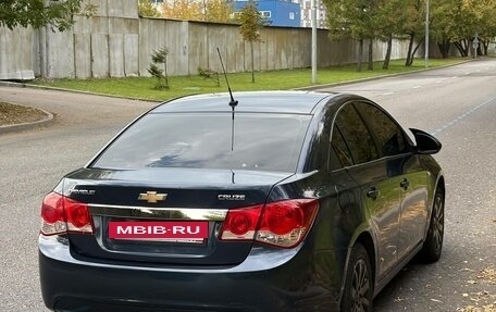 Chevrolet Cruze II, 2010 год, 385 000 рублей, 4 фотография