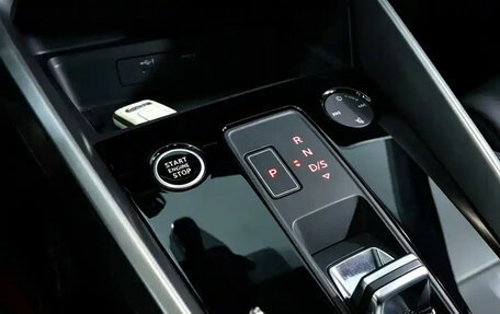 Audi A3, 2023 год, 2 350 000 рублей, 13 фотография