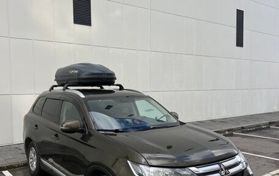 Mitsubishi Outlander III рестайлинг 3, 2018 год, 1 585 000 рублей, 1 фотография