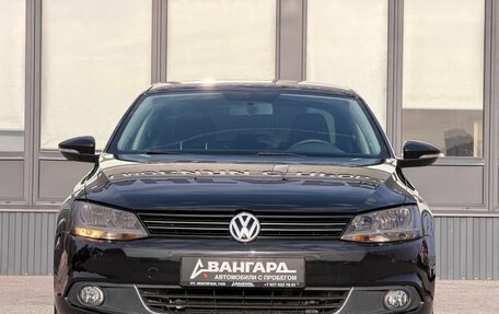 Volkswagen Jetta VI, 2014 год, 900 000 рублей, 3 фотография