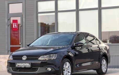 Volkswagen Jetta VI, 2014 год, 900 000 рублей, 5 фотография