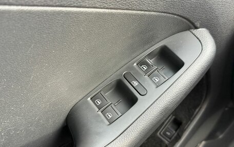 Volkswagen Jetta VI, 2014 год, 900 000 рублей, 21 фотография