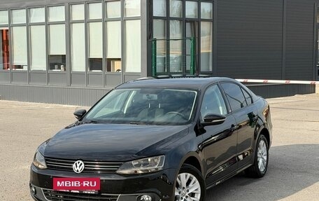 Volkswagen Jetta VI, 2014 год, 900 000 рублей, 29 фотография