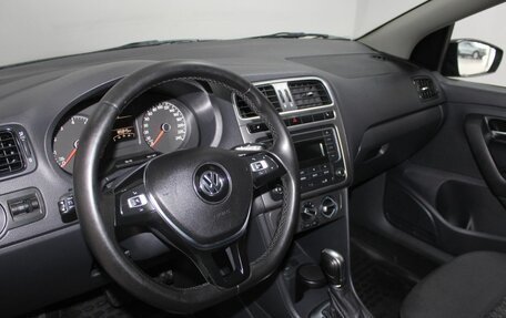 Volkswagen Polo VI (EU Market), 2018 год, 1 039 900 рублей, 7 фотография