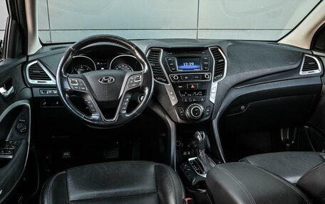 Hyundai Santa Fe III рестайлинг, 2018 год, 2 349 000 рублей, 6 фотография