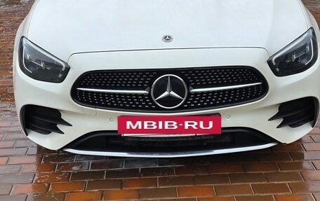 Mercedes-Benz E-Класс, 2021 год, 4 400 000 рублей, 14 фотография