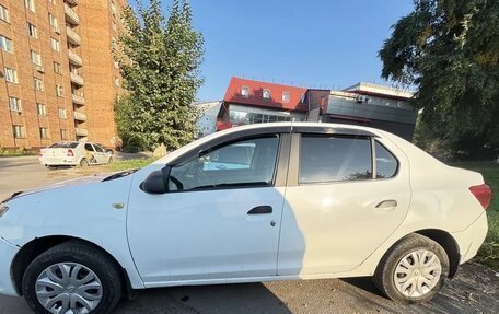 Renault Logan II, 2016 год, 290 000 рублей, 3 фотография