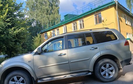 Mitsubishi Pajero Sport II рестайлинг, 2011 год, 1 300 000 рублей, 10 фотография