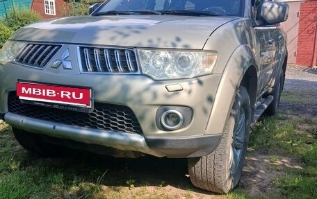 Mitsubishi Pajero Sport II рестайлинг, 2011 год, 1 300 000 рублей, 5 фотография