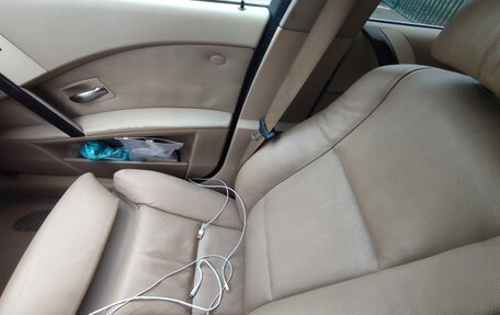 BMW 5 серия, 2005 год, 1 000 000 рублей, 16 фотография