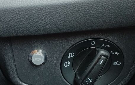 Volkswagen Polo VI (EU Market), 2020 год, 1 750 000 рублей, 16 фотография