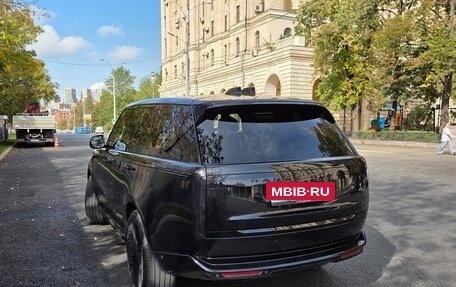 Land Rover Range Rover IV рестайлинг, 2023 год, 13 700 000 рублей, 2 фотография