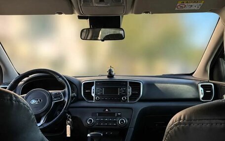 KIA Sportage IV рестайлинг, 2017 год, 2 200 000 рублей, 3 фотография