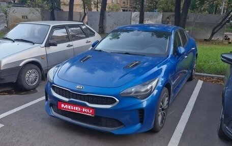 KIA Stinger I, 2018 год, 2 500 000 рублей, 2 фотография